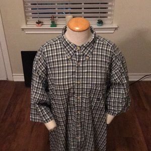 Nice looking men’s short sleeve shirt!! 😎